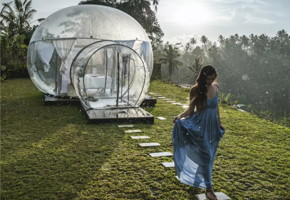 outdoor bubble tent